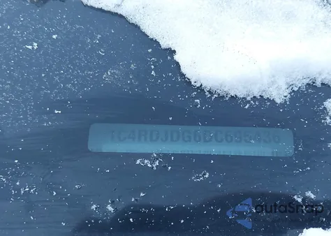 2013 Dodge Durango Crew z USA, uszkodzony, nr VIN 1C4RDJDG6DC695436